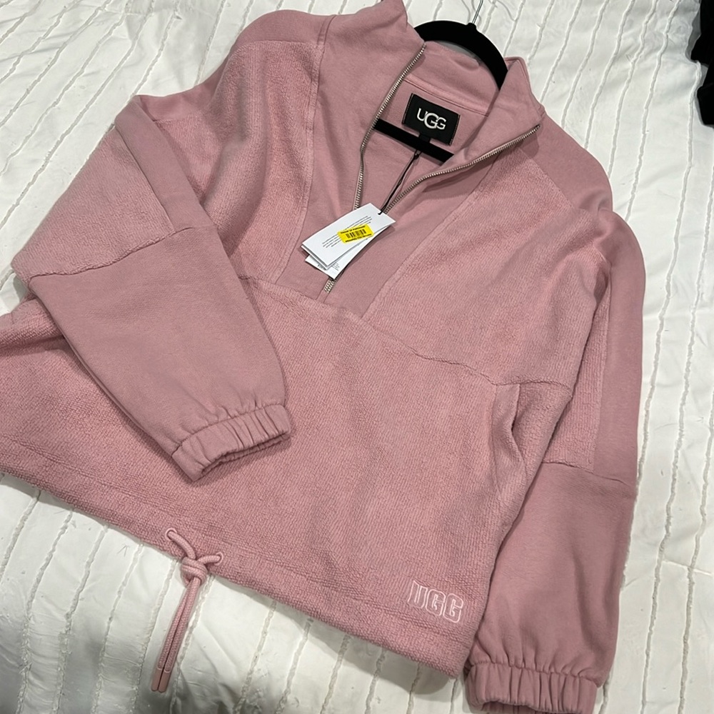 Women’s Ugg Pullover